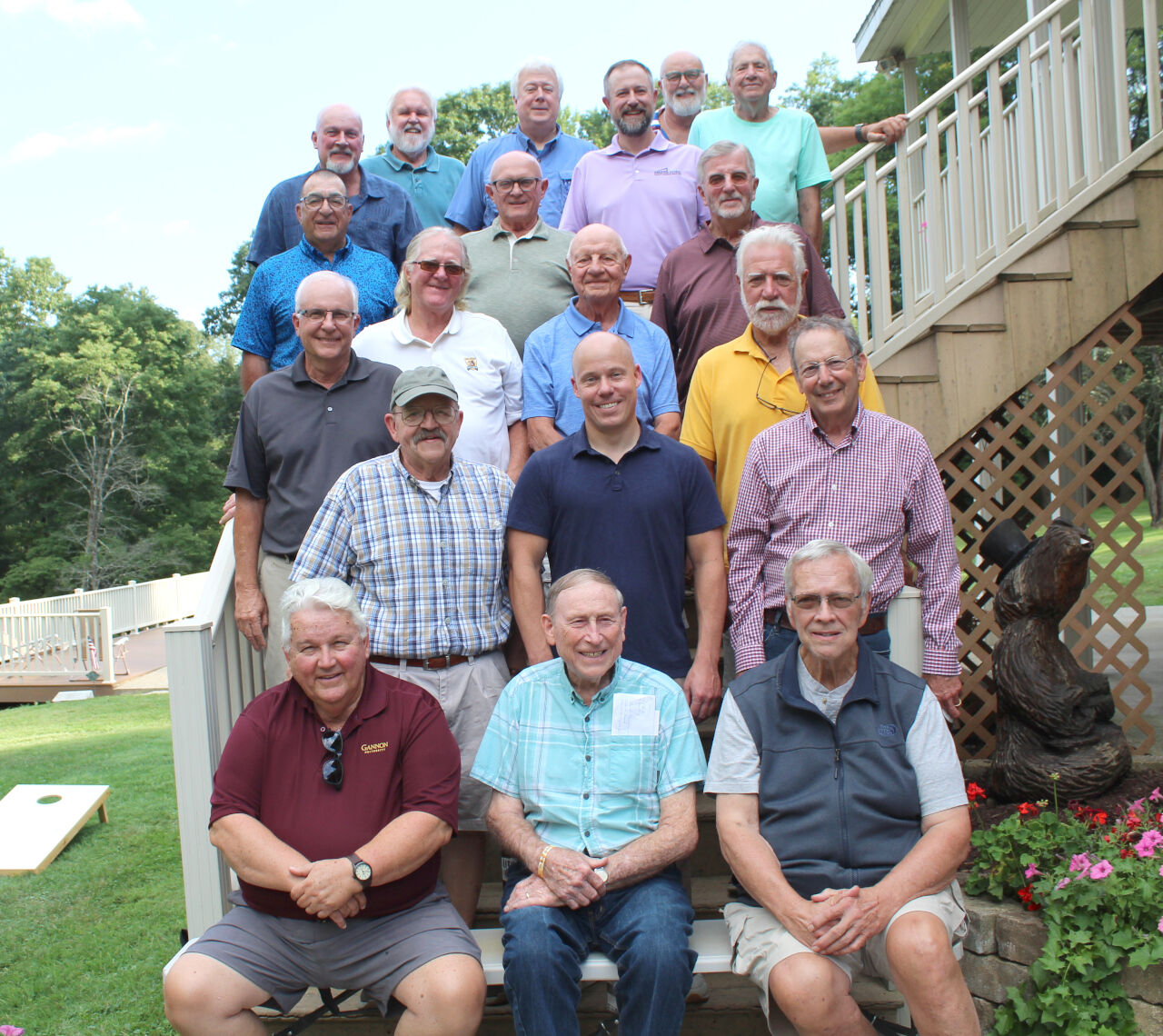 Corn Cob Club holds annual dinner